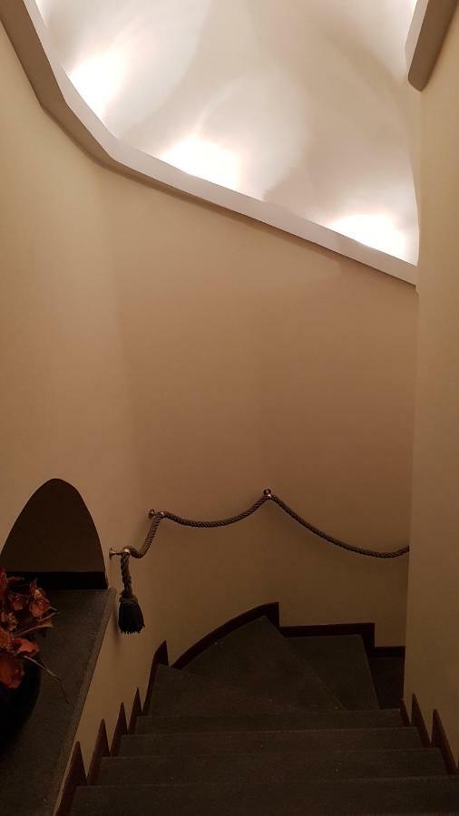 Calabritto Suite Napoli Exterior foto