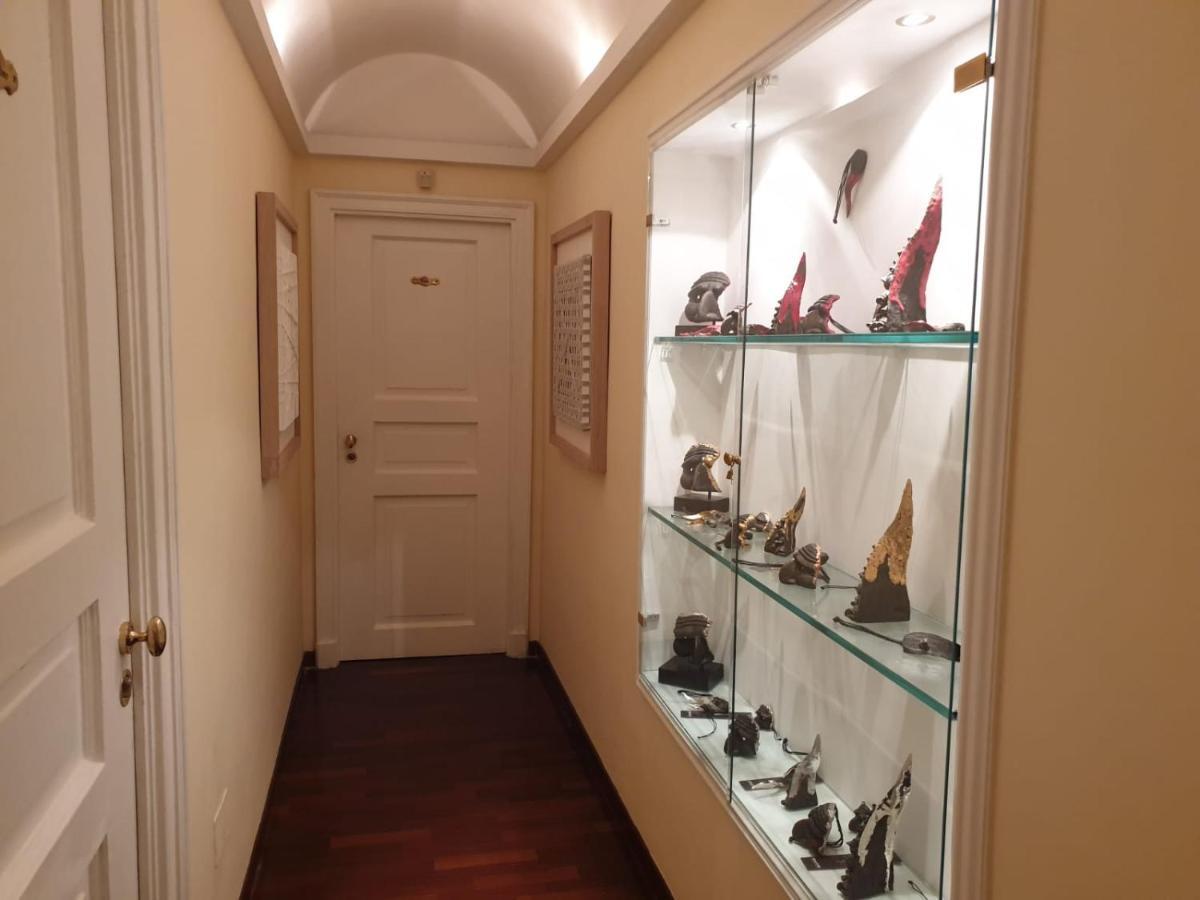 Calabritto Suite Napoli Exterior foto